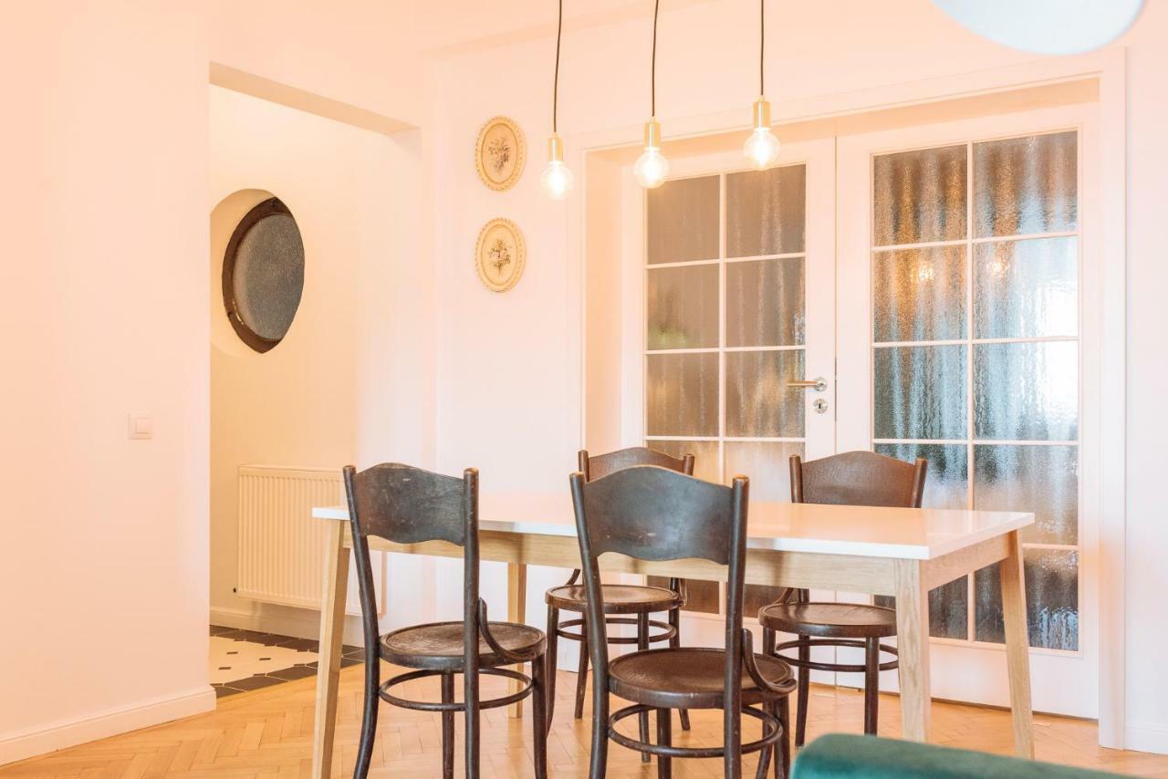 Brezoianu Spacious Flat Bukarest Eksteriør billede