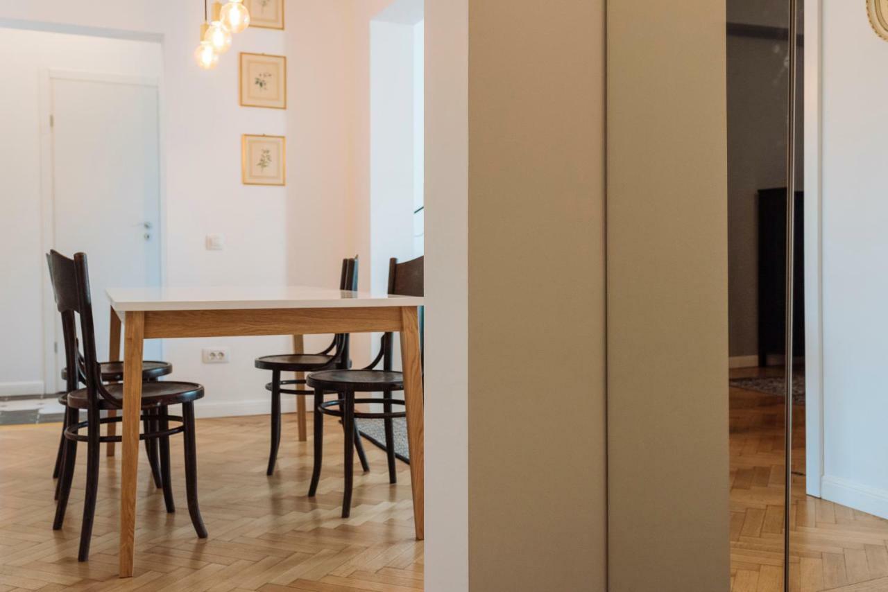 Brezoianu Spacious Flat Bukarest Eksteriør billede
